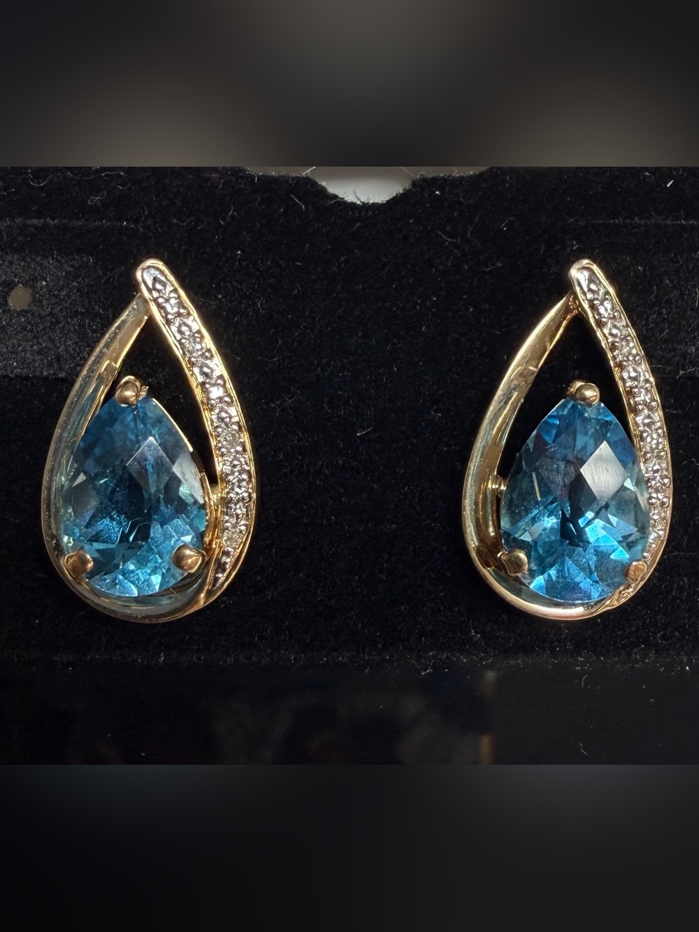 10k Yellow Gold Blue Topaz And Diamond Teardrop Stud Earrings